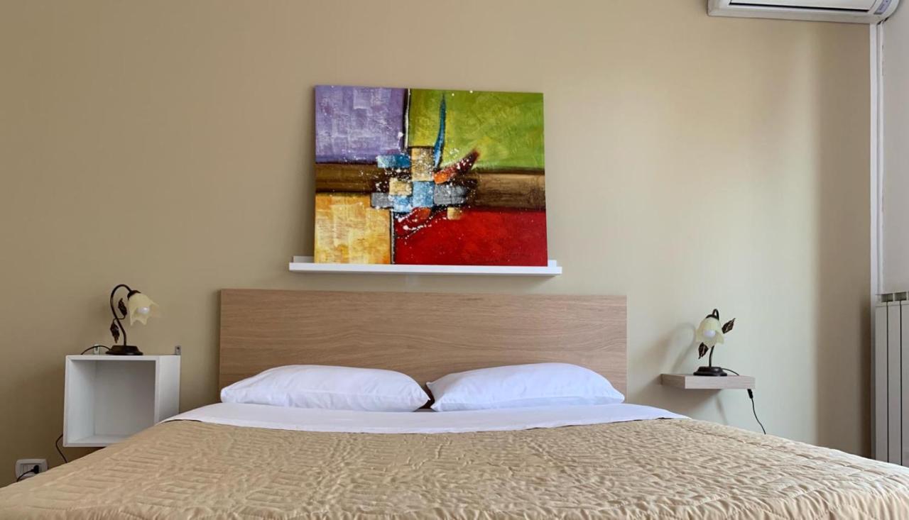 Da Patrizia E Valerio Apartment ปาแลร์โม ภายนอก รูปภาพ
